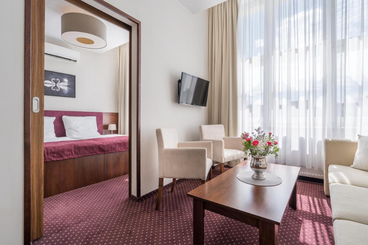 Hotel Stork Brodnica  Exterior photo